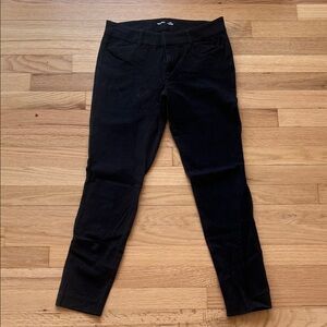 Old Navy Black Pixie Never-Fade Pants